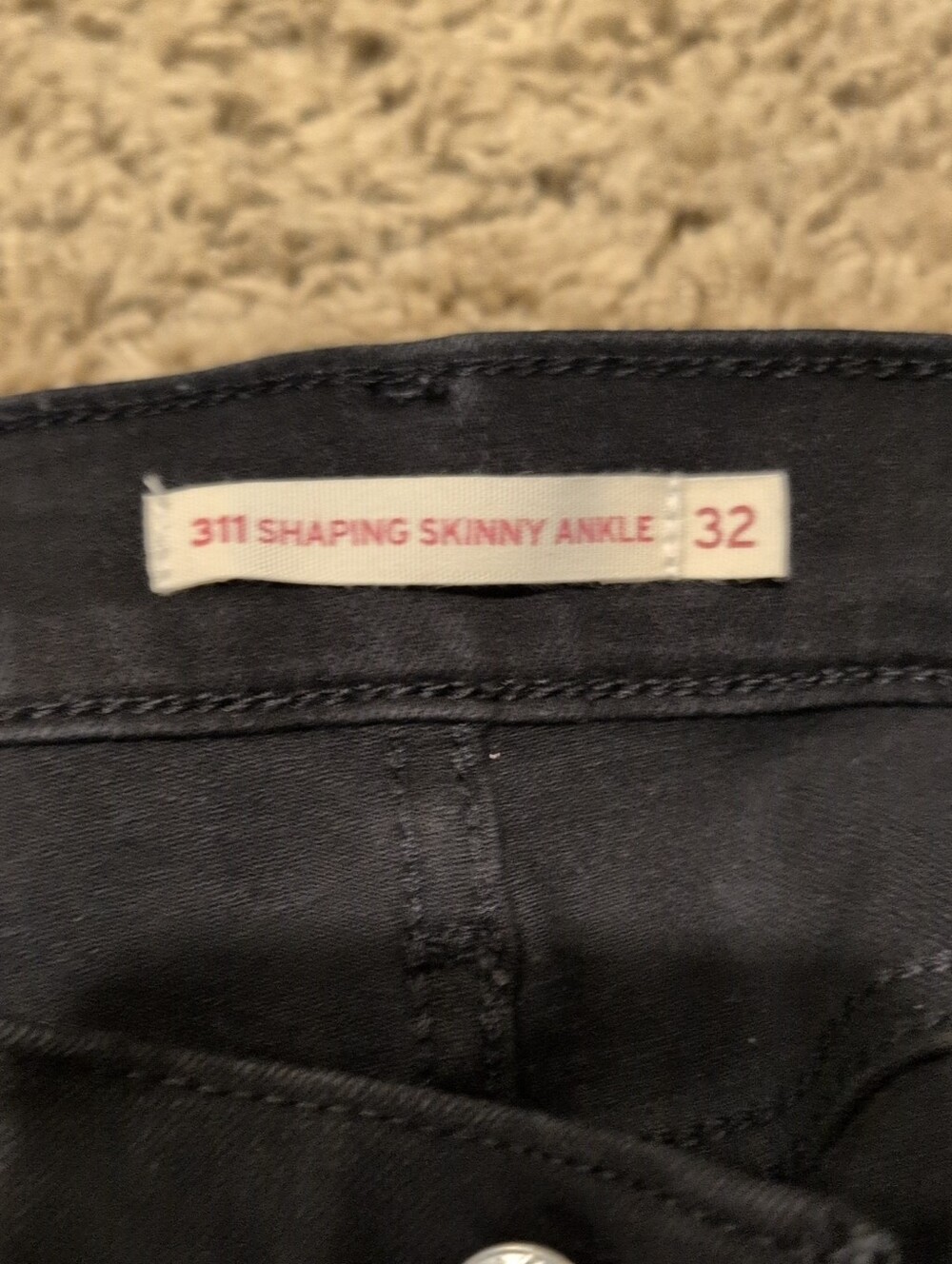 311 Shaping Skinny Ankle Jeans - Black - Size 32